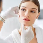 پزشک عمومی هستم آماده همکاری با کلینیک‌های زیبایی و درمانی در تهران