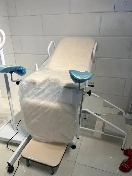 فروش تعدادی وسایل مطب زنان و مامایی در کرج