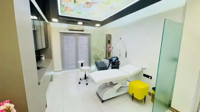 دعوت به همکاری از پزشک زیبایی جهت کلینیک زیبایی مانلی در گوهردشت کرج