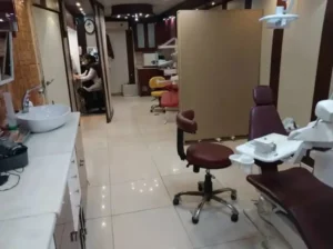 دعوت از پزشکان عمومی و دندانپزشکان جهت کلینیک در شرق تهران