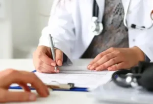 استخدام پزشک عمومی جهت مجموعه درمانی خصوصی در زنجان