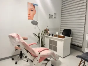 نیازمند پزشک عمومی دارای پروانه جهت مطب لیزر در کرج