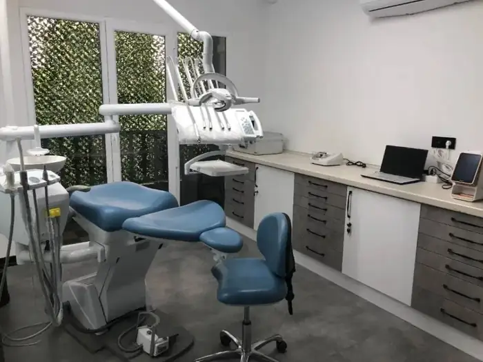 استخدام دستیار دندانپزشک جهت کلینیک در محدوده بلوار کشاورز تهران