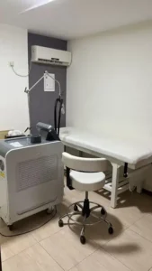 فروش یکجا لوازم مطب زیبایی در حد نو