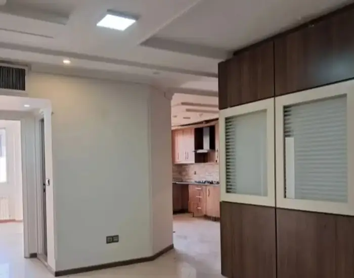 اجاره واحد اداری 90متری مناسب مطب در خیابان کارگر شمالی تهران