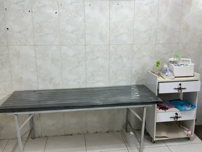 فروش تمام وسایل مطب در اصفهان