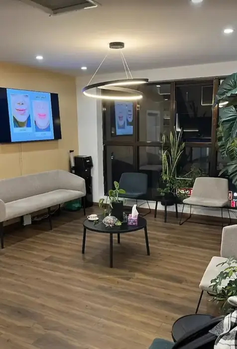 واگذاری مطب زیبایی مجهز و فعال در نازی‌آباد تهران